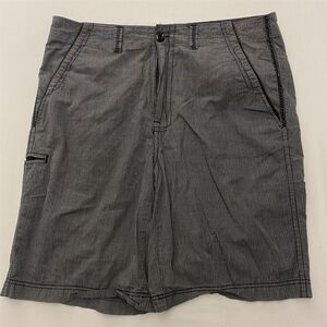 BKE Buckle Black 36 x 11" Athletic Fit "Hollwood" Black Stripe Casual‎ Shorts
